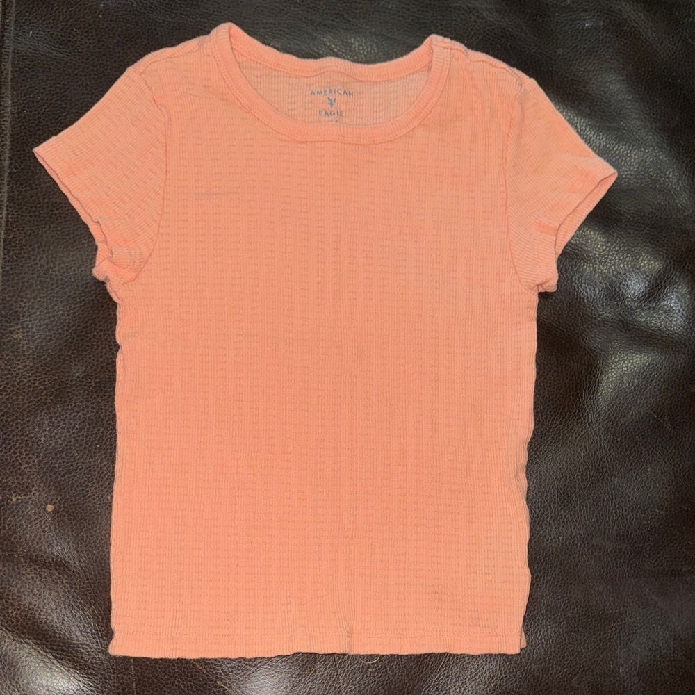 American Eagle Outfitters Coral Short Sleeve Tee